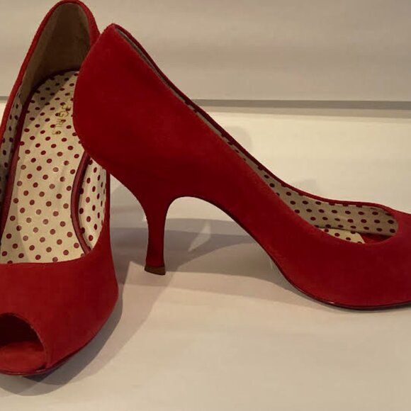 BCBGirls Chili (red) Kidsuede Peek Toe Pumps - Picture 1 of 6